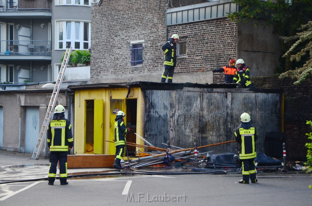 Feuer Koeln Neustadt Sued Kartaeuser Wall P43.JPG - Miklos Laubert